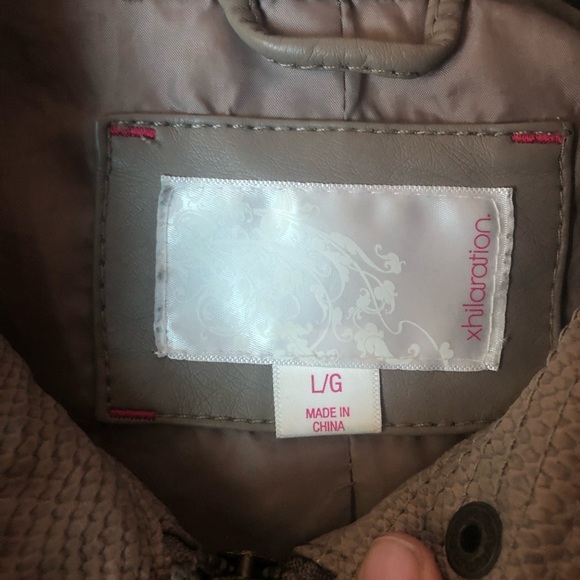 Leather Jacket - Picture 3 of 8